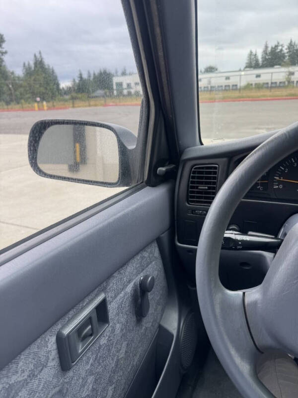 2000 Toyota Tacoma SR5