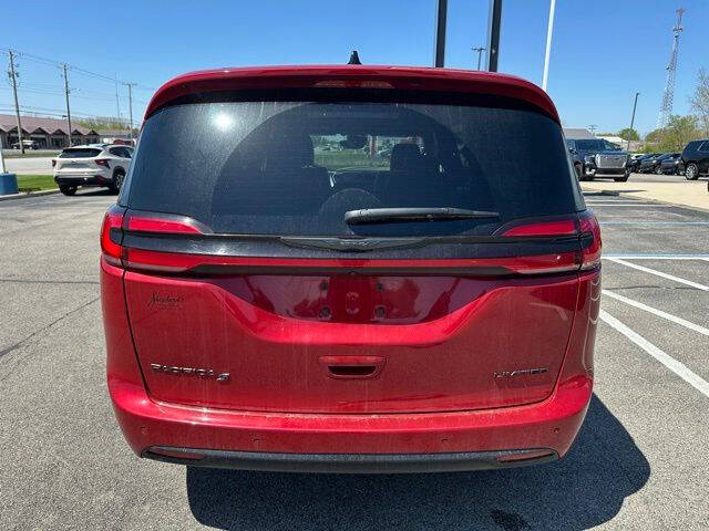 2025 Chrysler Pacifica Limited