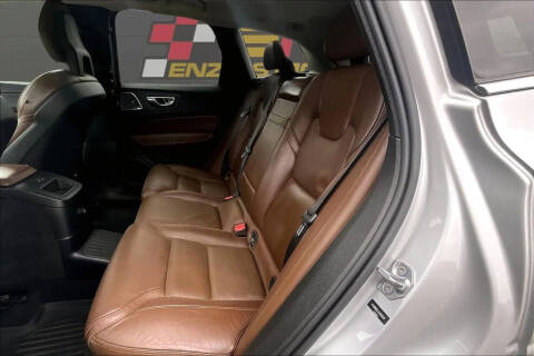 2018 Volvo XC60 T8 eAWD Inscription