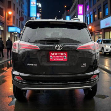 2017 Toyota RAV4 SE