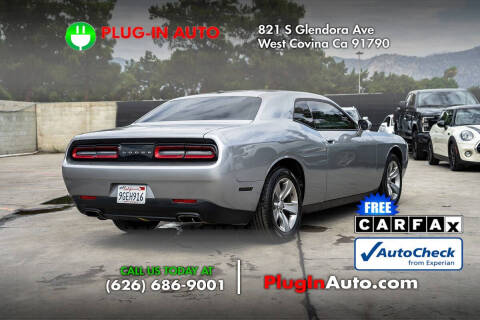 2017 Dodge Challenger SXT