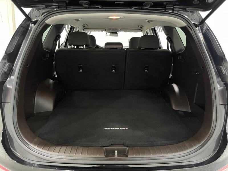 2020 Hyundai Santa Fe SE