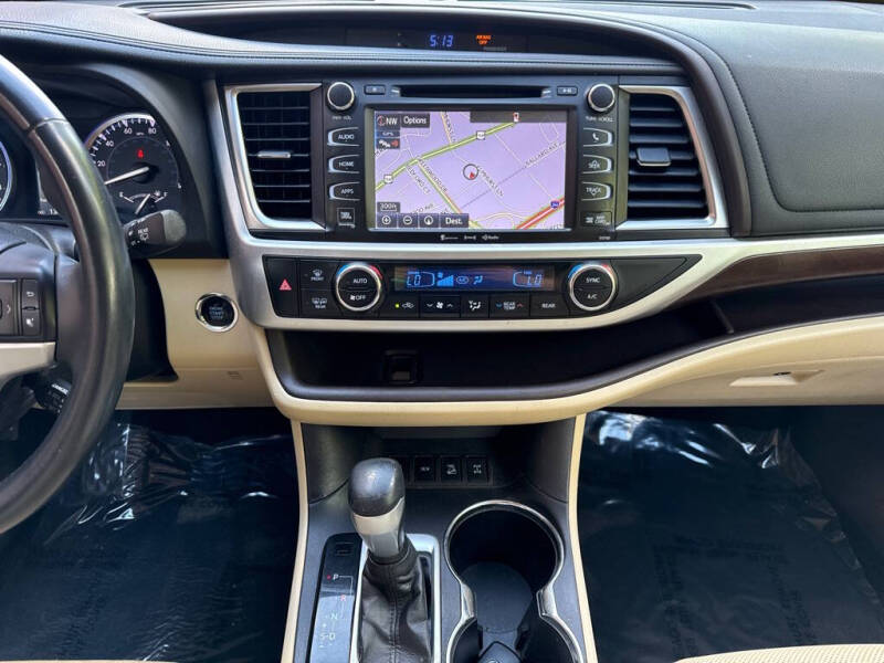 2016 Toyota Highlander Limited