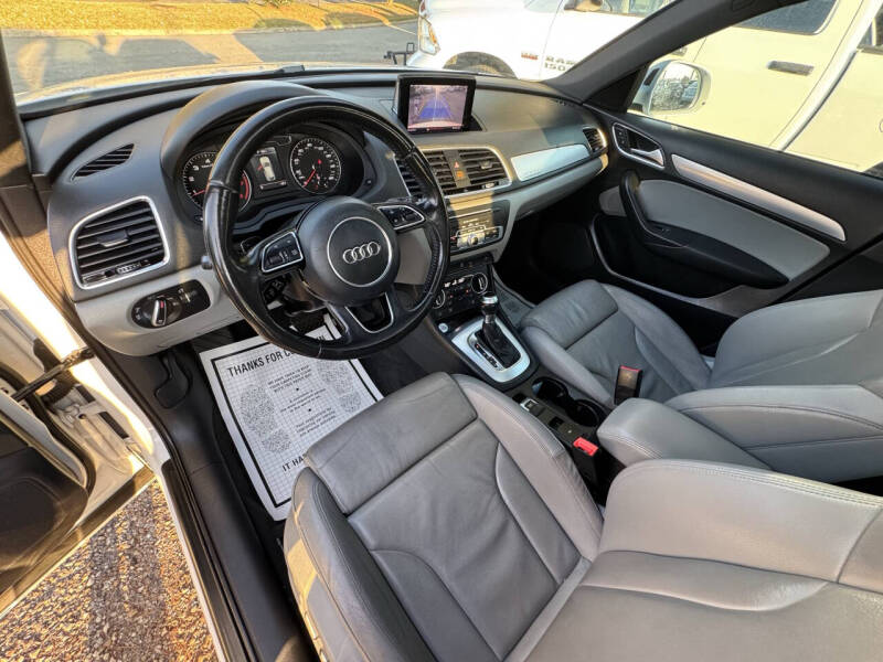 2016 Audi Q3 2.0T quattro Premium Plus