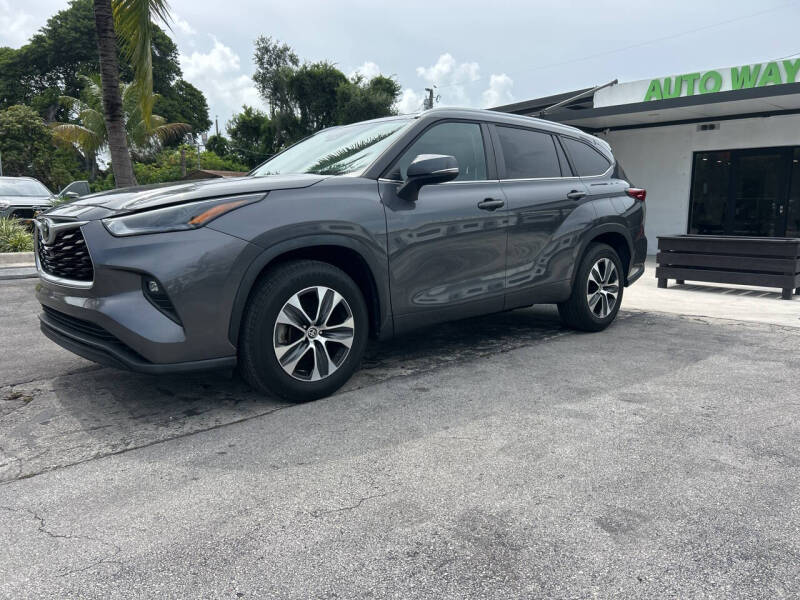 2023 Toyota Highlander XLE