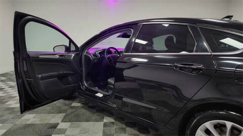 2019 Ford Fusion Hybrid SE