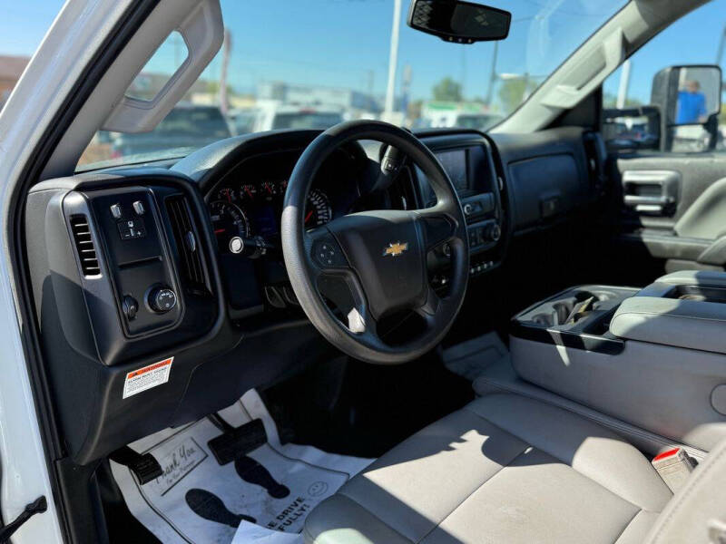 2021 Chevrolet Silverado 5500HD