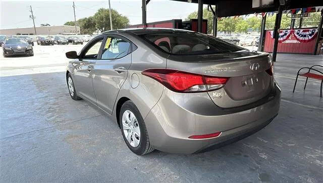2016 Hyundai Elantra