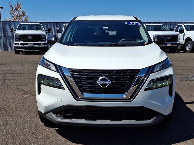 Used 2022 Nissan Rogue S with VIN 5N1BT3AB0NC674605 for sale in Philadelphia, PA