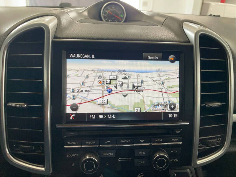 2014 Porsche Cayenne Platinum