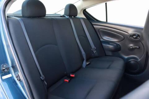 2015 Nissan Versa 1.6 S