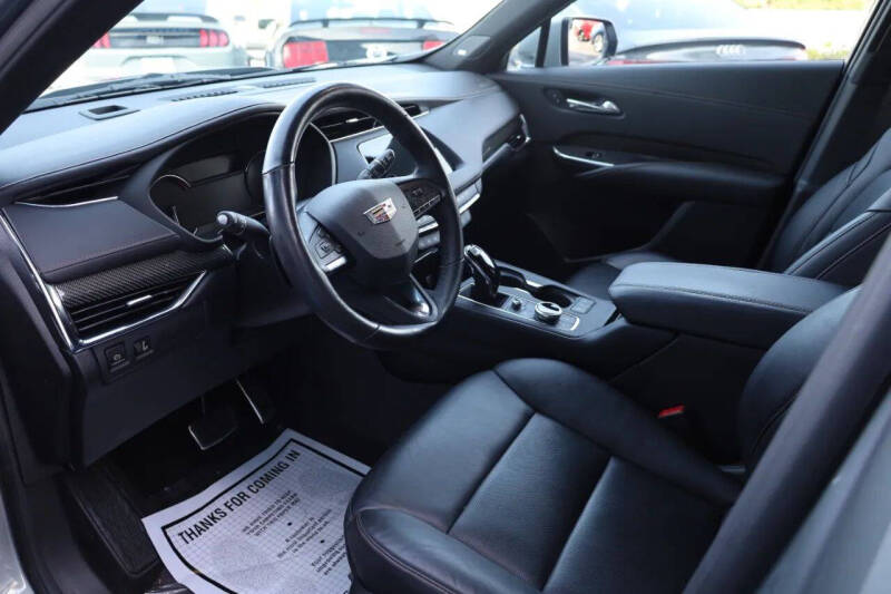 2023 Cadillac XT4 Sport