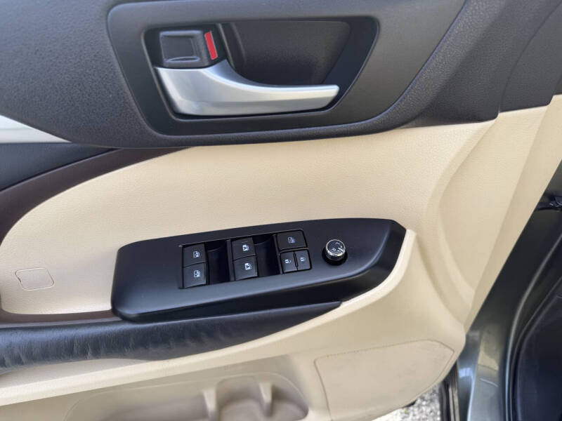 2014 Toyota Highlander XLE