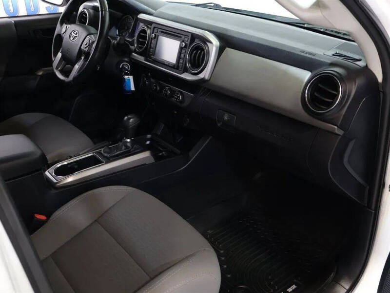 2018 Toyota Tacoma SR5 V6