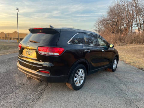 2017 Kia Sorento LX