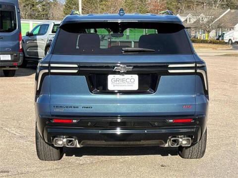 2025 Chevrolet Traverse RS