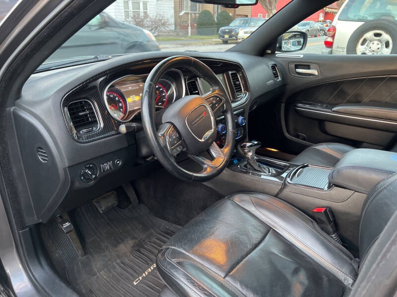 2015 Dodge Charger SXT