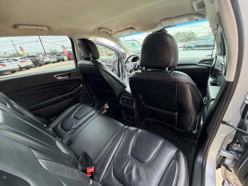 2019 Ford Edge Titanium