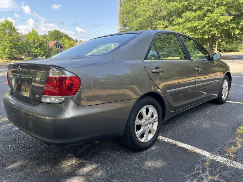 2005 Toyota Camry XLE V6