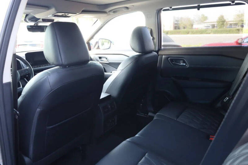 2022 Nissan Rogue Platinum