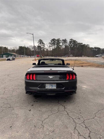 2022 Ford Mustang