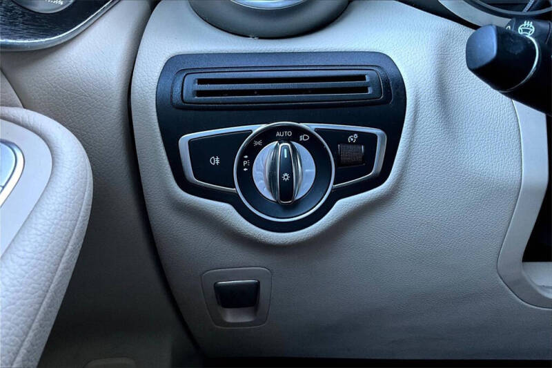 2018 Mercedes-Benz GLC GLC 300 4MATIC