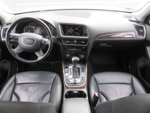 2016 Audi Q5 2.0T quattro Premium Plus
