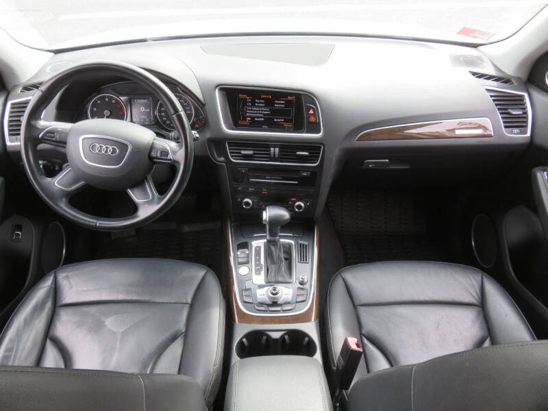 2016 Audi Q5 2.0T quattro Premium Plus