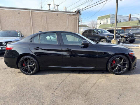 2020 Alfa Romeo Giulia Sport