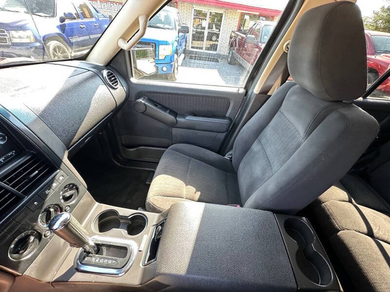 2010 Ford Explorer XLT