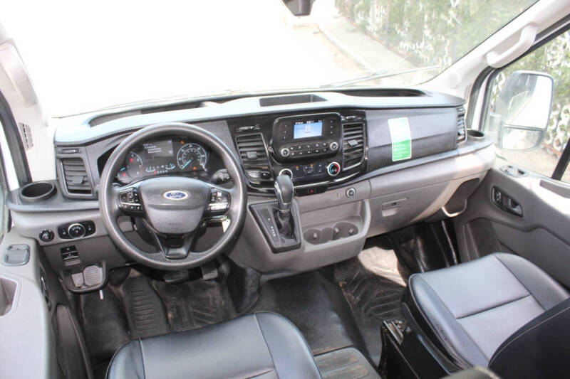 2022 Ford Transit 250