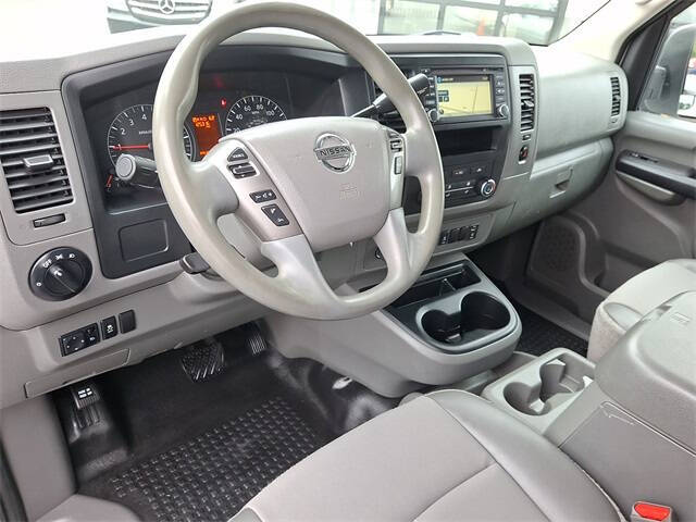 2019 Nissan NV 2500 HD SV