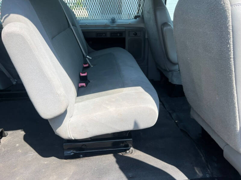 2009 Ford E-Series E-350 SD XLT