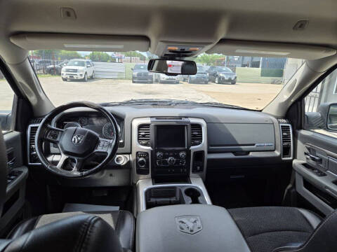 2019 RAM 1500 Classic SLT