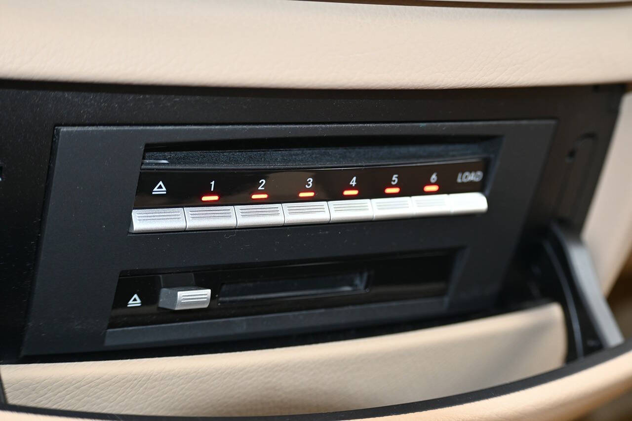 2007 Mercedes-Benz S-Class 44