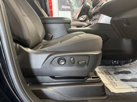 2024 GMC Yukon XL SLE