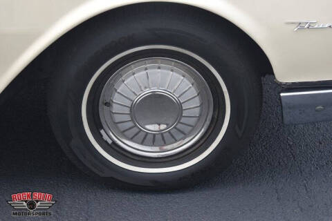 1962 Ford Thunderbird