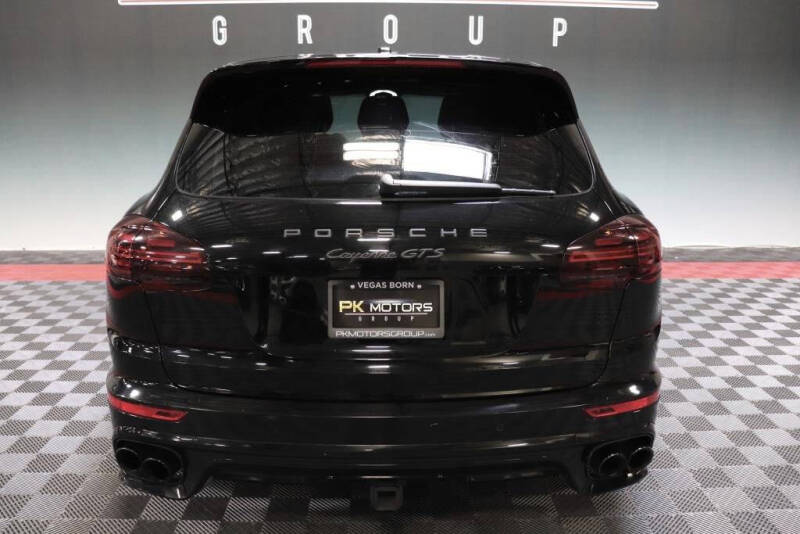 2017 Porsche Cayenne GTS