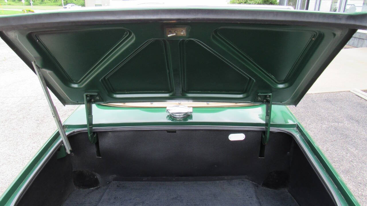 1976 Triumph TR6 4