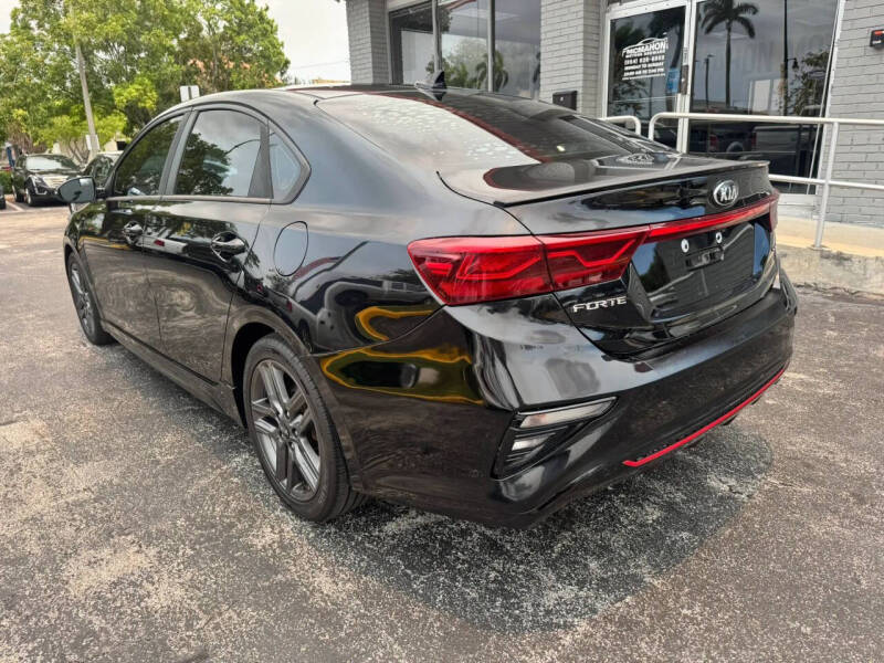 2020 Kia Forte GT Line