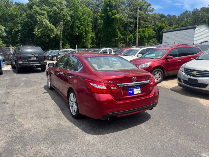 2017 Nissan Altima 3.5 SR
