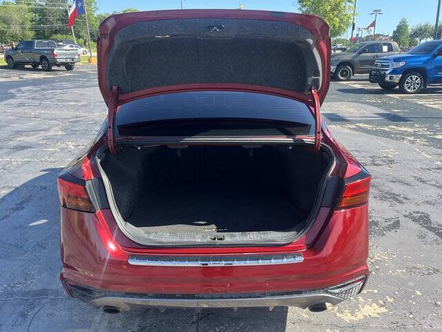 2021 Nissan Altima 2.0 SR