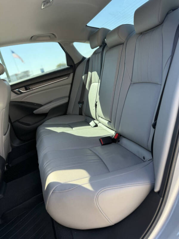 2020 Honda Accord Hybrid Touring