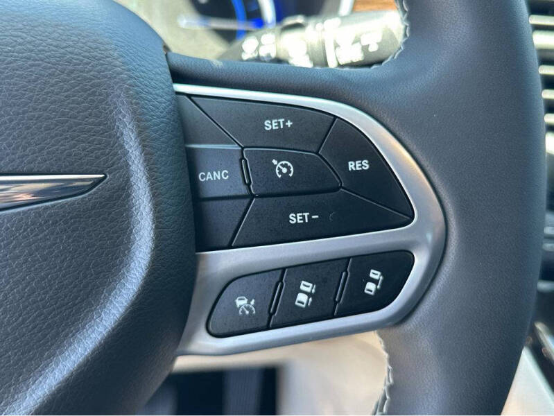 2022 Chrysler Pacifica Hybrid Limited