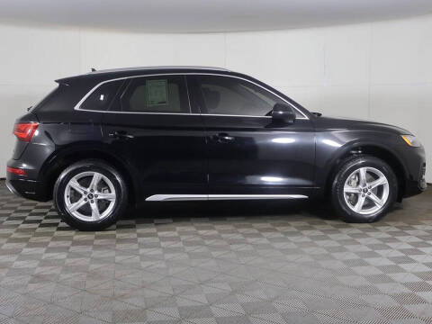 2023 Audi Q5 quattro Premium 40 TFSI