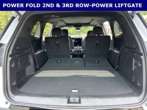 2025 GMC Acadia Denali