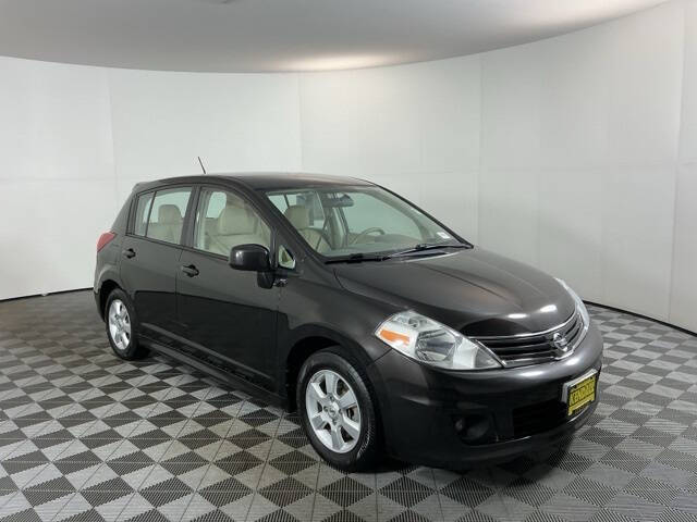 2011 Nissan Versa 1.8 SL