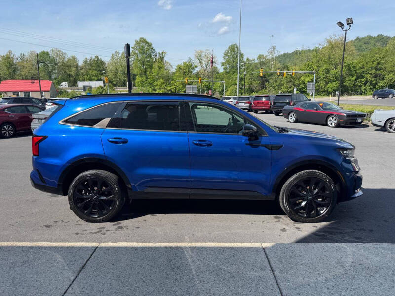 2022 Kia Sorento SX
