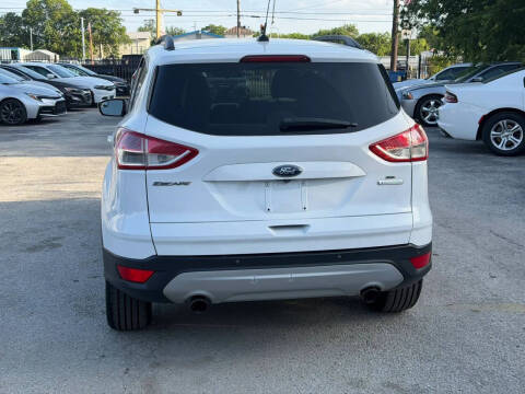2016 Ford Escape SE