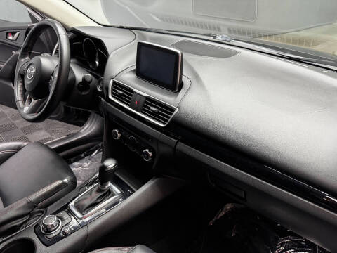 2015 Mazda MAZDA3 i Grand Touring